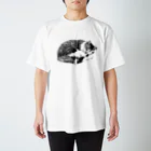 深夜の猫屋さんのネムリネコ Regular Fit T-Shirt