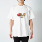 mikakoのHappyハートのシマリス Regular Fit T-Shirt