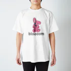 ぶるーむわーるどのぶるーむちゃん Regular Fit T-Shirt