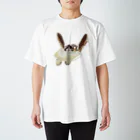 カメの歩みのアカウミガメ Regular Fit T-Shirt