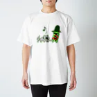 やまさきしごとにんショップの猫に乗ったみどりいろ紳士（ギター） Regular Fit T-Shirt