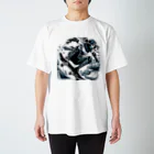 FX海外のスケートボーダーくノ一 Regular Fit T-Shirt