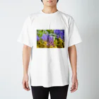 気まぐれ雪だるまのお花の写真 Regular Fit T-Shirt