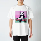 yacco-のお店のある日のぱんだ Regular Fit T-Shirt