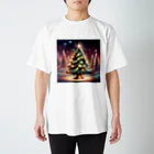 こまさんの幻想的なクリスマスツリー Regular Fit T-Shirt