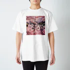 AIdependerの桜と白鳥 Regular Fit T-Shirt