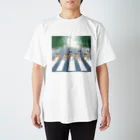 踏切レンジャーの鹿 奈良 アビィロード Tシャツ Regular Fit T-Shirt