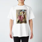 Toshiko’s shopの帽子の女性 Regular Fit T-Shirt