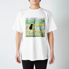 Goods Morning【赤い屋根のおうち】の都会黒猫さん、花と湖の里 Regular Fit T-Shirt