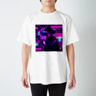 ZeroCreativeのキュートなサングラスをかけたワンちゃん Regular Fit T-Shirt