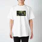 ゆったりまったり屋の石を積む Regular Fit T-Shirt