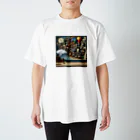 hirokikojimaの自分の内面と向き合っている紳士 Regular Fit T-Shirt