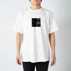 まゆのあかりのダンディな骸骨 Regular Fit T-Shirt