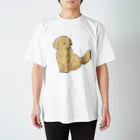 CAPE ONLINE SUZURI店のゴールデンレトリバー（ゆるめのいぬずかん） スタンダードTシャツ