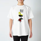 かえるショップのばくはつにまきこまれてショベルカーがでてきてびっくりしたかえる Regular Fit T-Shirt