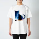 猫との風景の星空と猫_006 Regular Fit T-Shirt