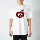 MICAOのリンゴの家 Regular Fit T-Shirt