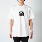 VintageHillsのオリジナルデザイン　ゴリラ買い物Ｔシャツ Regular Fit T-Shirt