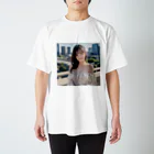 癒しのあるオリジナルグッズ販売所の千年に一人の美少女 in 都会 Regular Fit T-Shirt