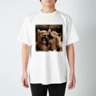 動物のおもしろ可愛いグッズのイッヌ Regular Fit T-Shirt