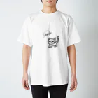 shuri-faのシュールな見てるねこ。 Regular Fit T-Shirt