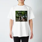 teの思い出の夏の日の犬 スタンダードTシャツ