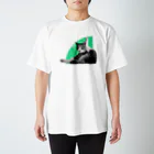 モアクリのネコの90° Regular Fit T-Shirt