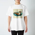 suke3kaku3の愛らしい表情のカワウソがプカプカ Regular Fit T-Shirt