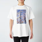 lumièreー光の梅の花 Regular Fit T-Shirt