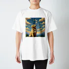 kinnirono-inuの夕焼けとゴールデンレトリバー Regular Fit T-Shirt