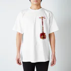 津軽三味線などの和柄三味線（赤） Regular Fit T-Shirt