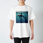 asuto_20のローポリ風イルカ Regular Fit T-Shirt