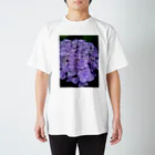 yurisacinの紫陽花（紫） Regular Fit T-Shirt