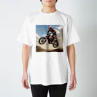 Bikers' Galleryのモトクロス ジャンプシーン アート オフロード バイク Regular Fit T-Shirt