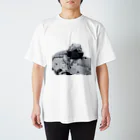 chiru×2のキメ顔フトアゴヒゲトカゲ Regular Fit T-Shirt