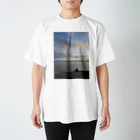 ちびっ子画伯の海を見ていた Regular Fit T-Shirt