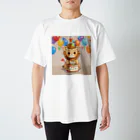 ganeshaの可愛いライオンとバースデーケーキ Regular Fit T-Shirt