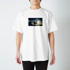 matsuya-11の太陽へ向かう雲龍 Regular Fit T-Shirt