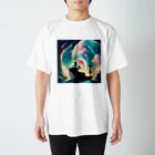 ぱんだ好きの店の月夜のパンダと女の子8 Regular Fit T-Shirt