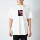 Q_kyuのPINK FLOWERS with Dark Background Regular Fit T-Shirt