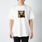 ohagitoomochiの隠れているフレンチブルドッグ Regular Fit T-Shirt