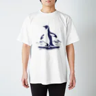 Green__teaのペンギンと氷山 Regular Fit T-Shirt