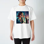 Creative Canvas-くリエイティブキャンバスのマスカラを塗っている女の子 Regular Fit T-Shirt
