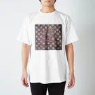 クロネコミミの手仕事便のお花畑のにゃんこたち Regular Fit T-Shirt