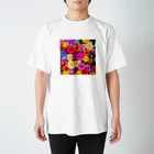 立葵【タチアオイ】のカラフルフラワーのグッズ Regular Fit T-Shirt