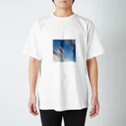 すずかけの木の雲の流れに乗る。 Regular Fit T-Shirt