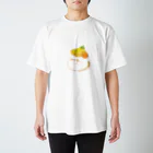 ほくほくろのお花の帽子を被ったことりさん Regular Fit T-Shirt