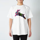 Dokonecoの跳ねるウサギ Regular Fit T-Shirt