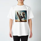 カワウソダディのカワウソハイキック Regular Fit T-Shirt