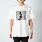 86 leaf veinの百合と手 Regular Fit T-Shirt